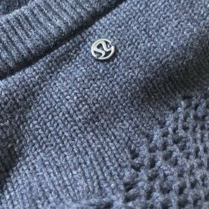 Lululemon cropped knit sweater